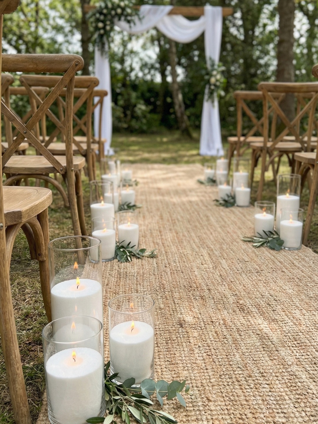 Warm candle styling for a wedding reception
